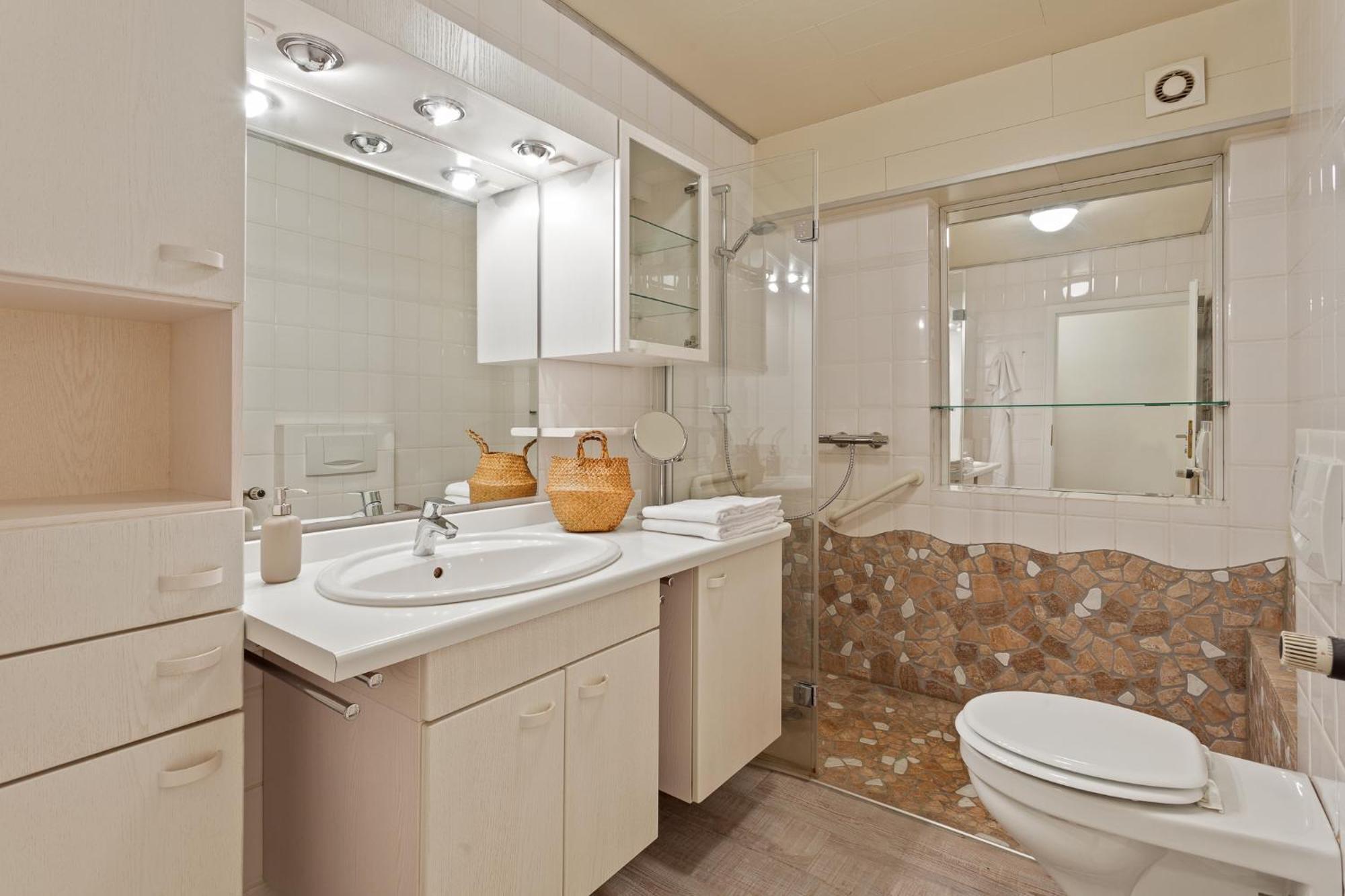 Gipfelstuermer Winterberg-Niedersfeld Mit Infrarotsauna, Yoga, Netflix, Wlan Εξωτερικό φωτογραφία